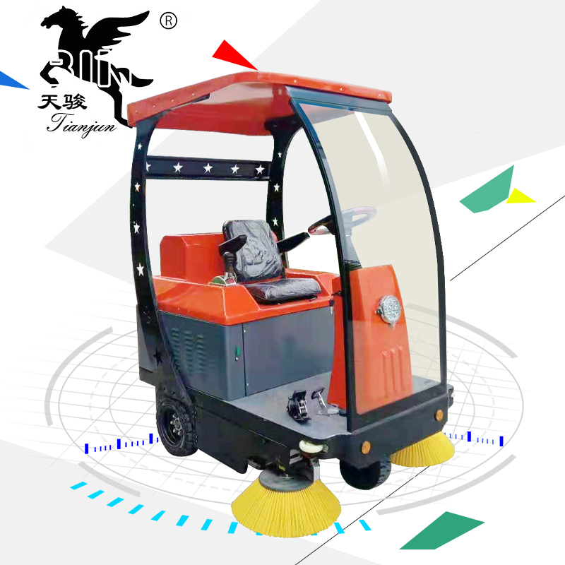 <b>SP1400 驾驶式扫地车</b>